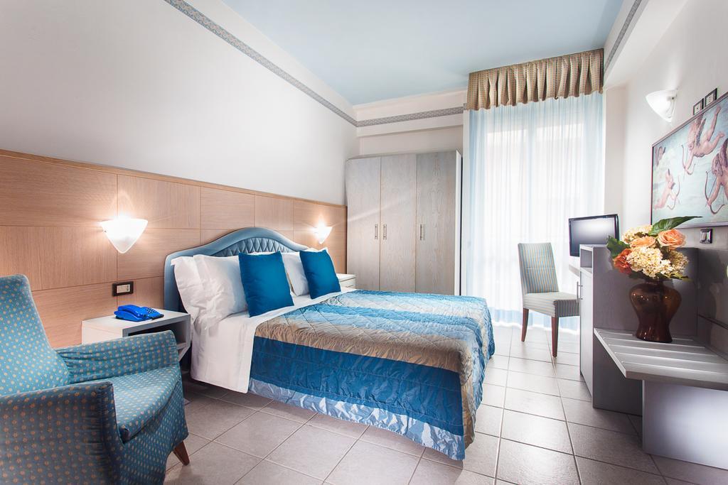 Hotel Imperiale Milano Marittima Exterior photo